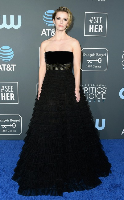 Betty Gilpin, 2019 Critics' Choice Awards